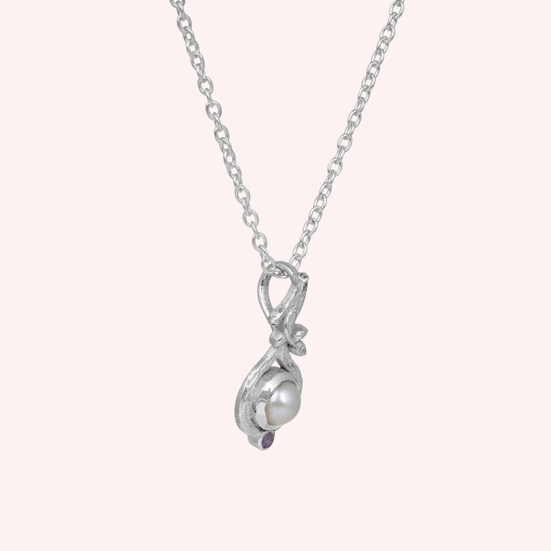 minimalist necklace for women