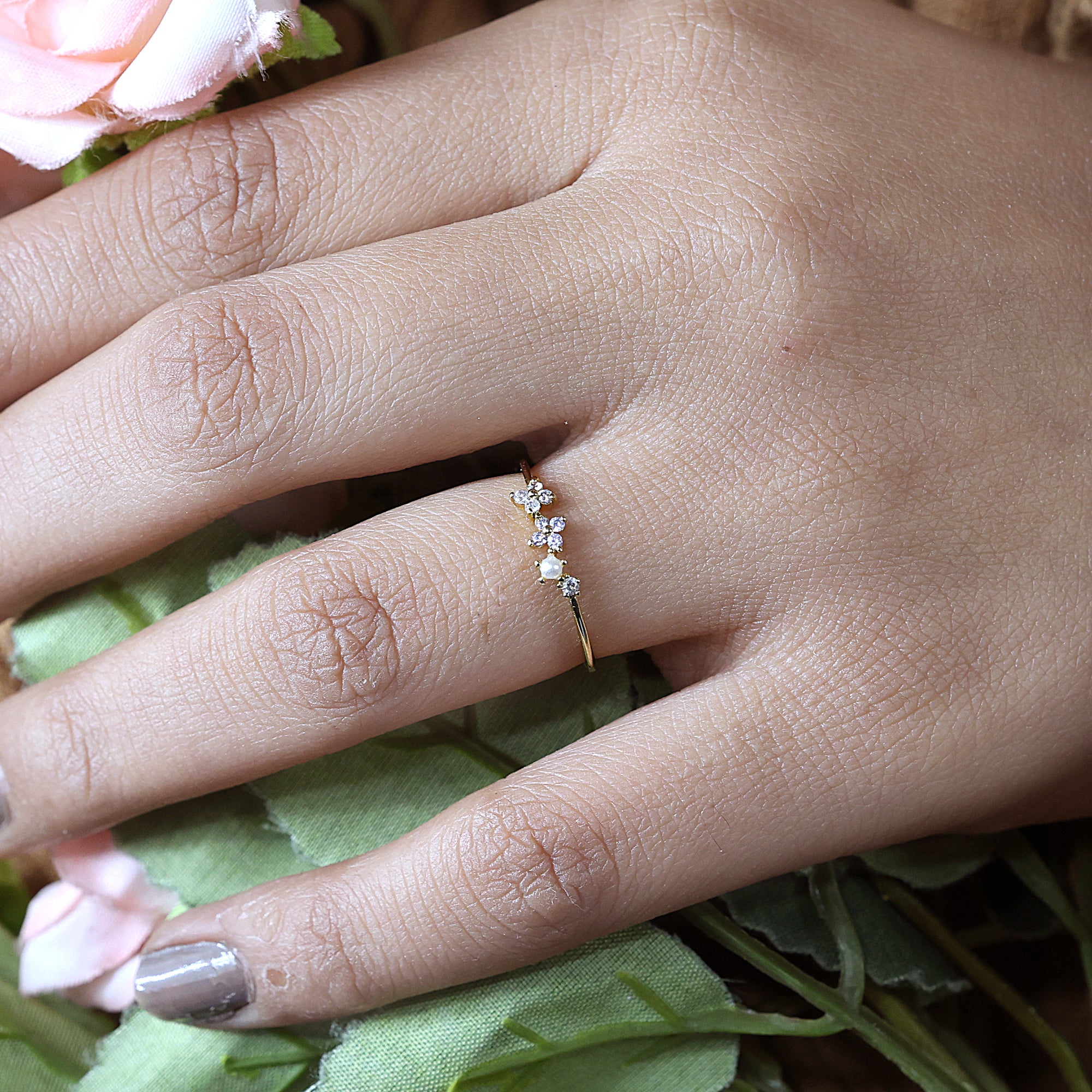 Minimalist Floral Pearl Ring with 925 Sterling Silver