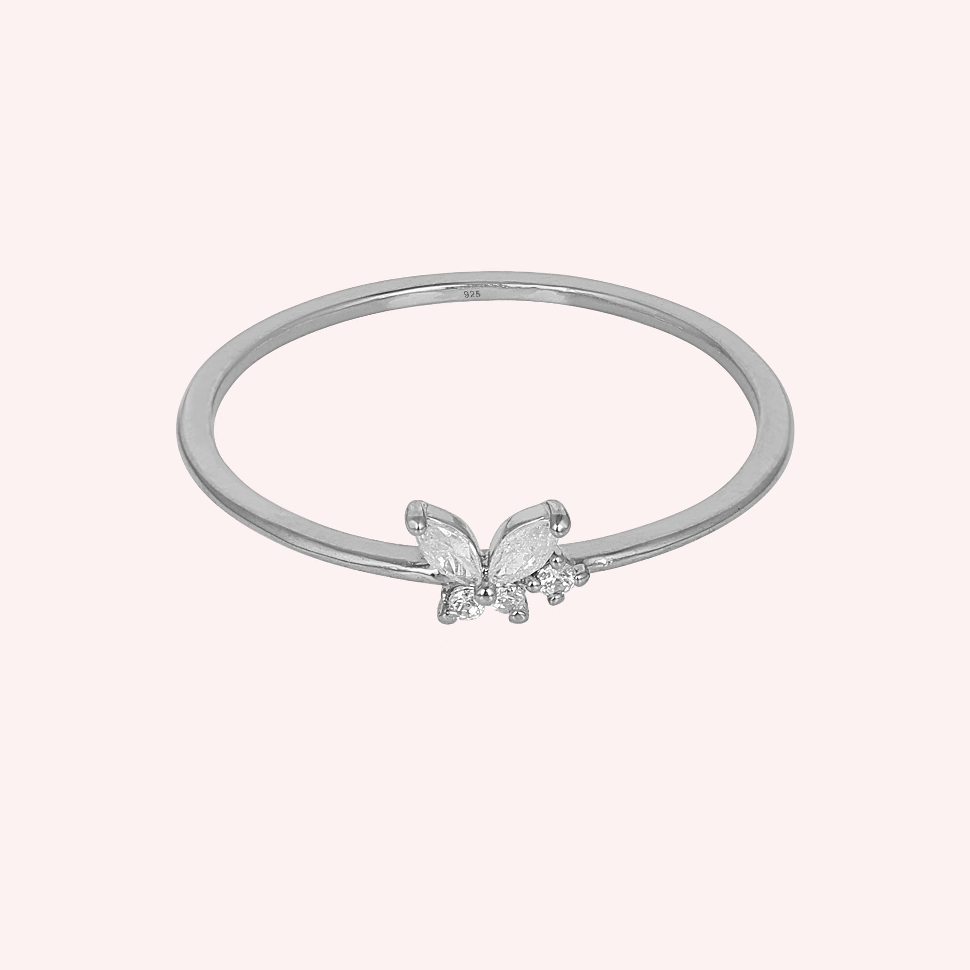 Elegant CZ Stone Ring in 925 Sterling Silver