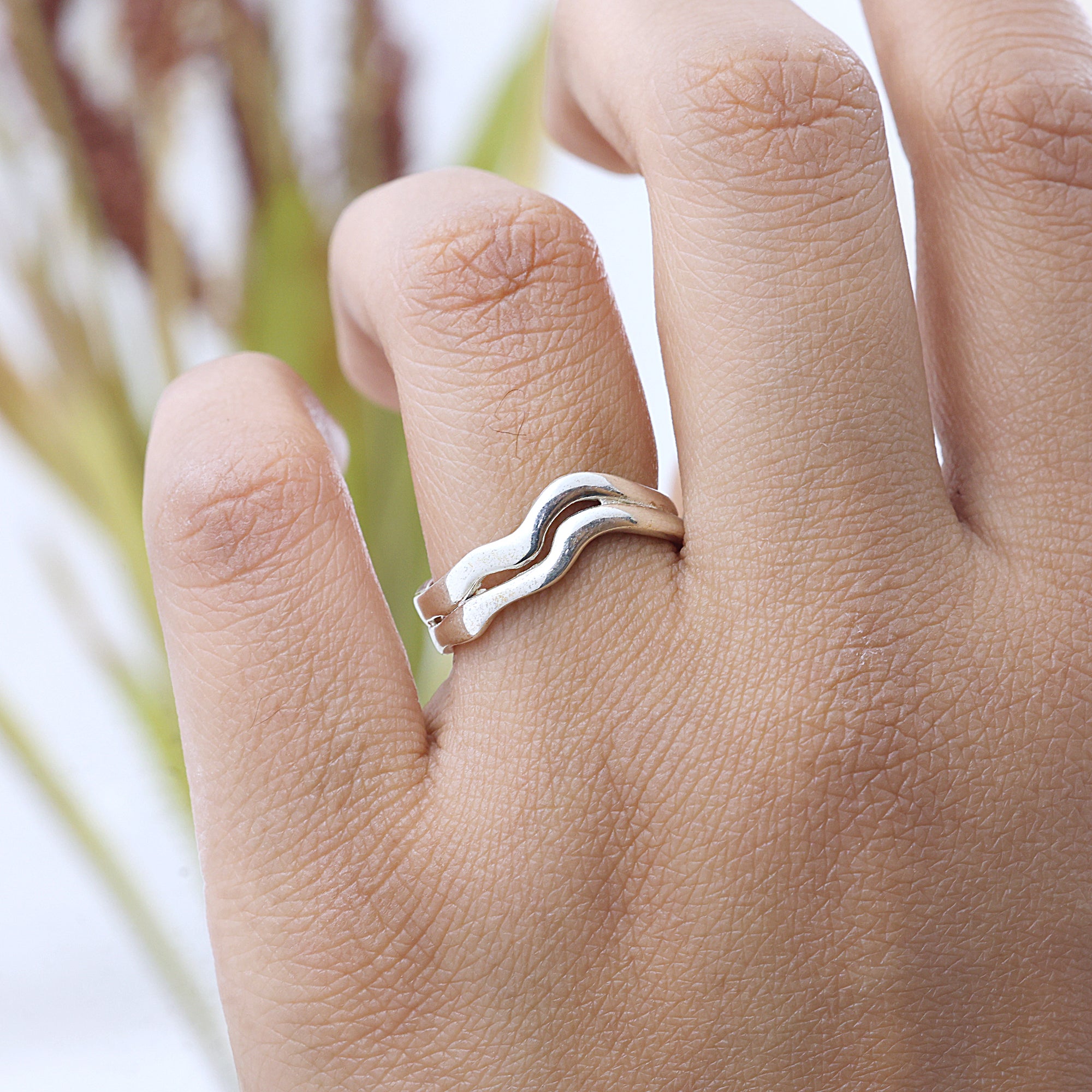 925 Sterling Silver Wavy Design Ring Jewelry for Women