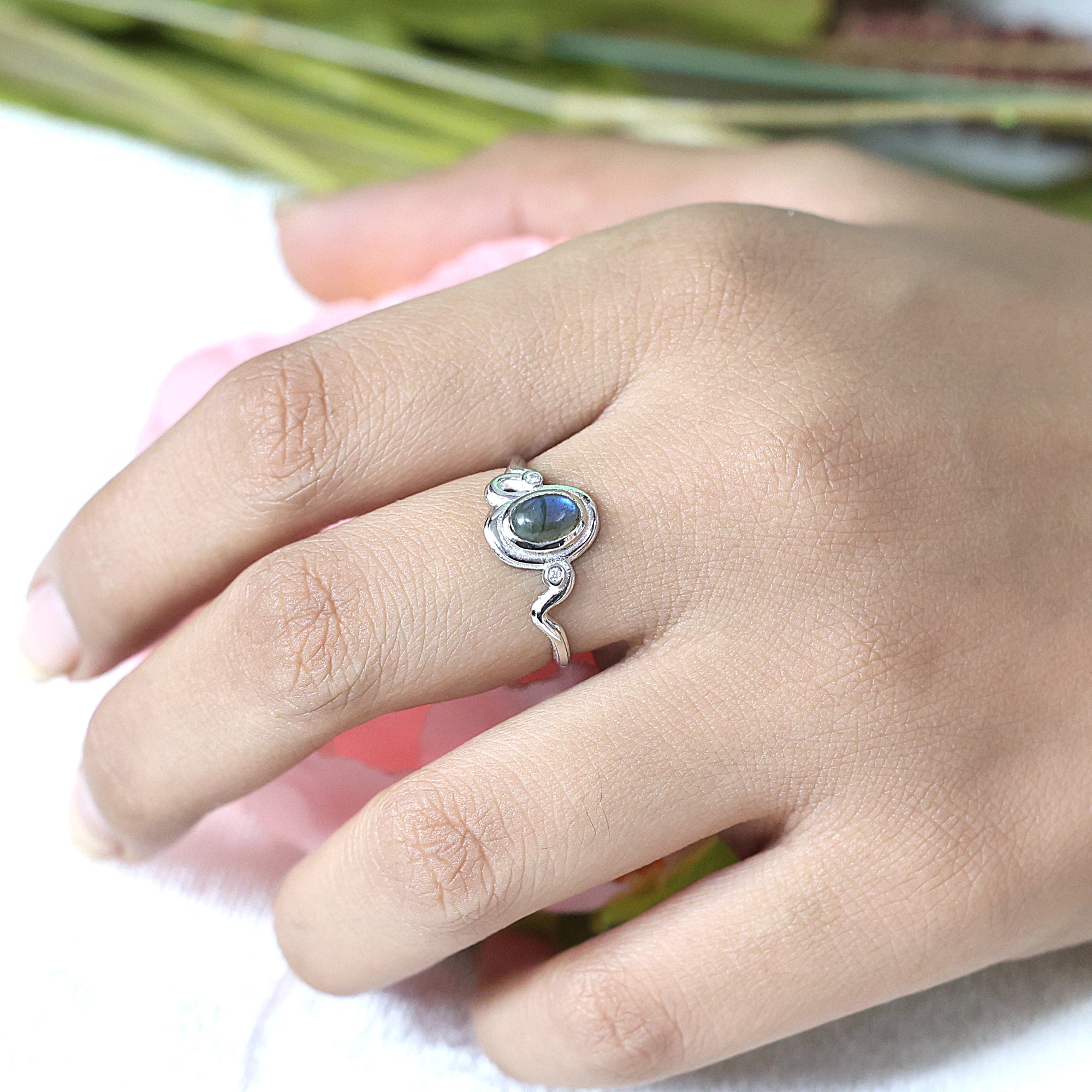 925 Sterling Silver Labradorite Wavy Ring Jewelry for Women