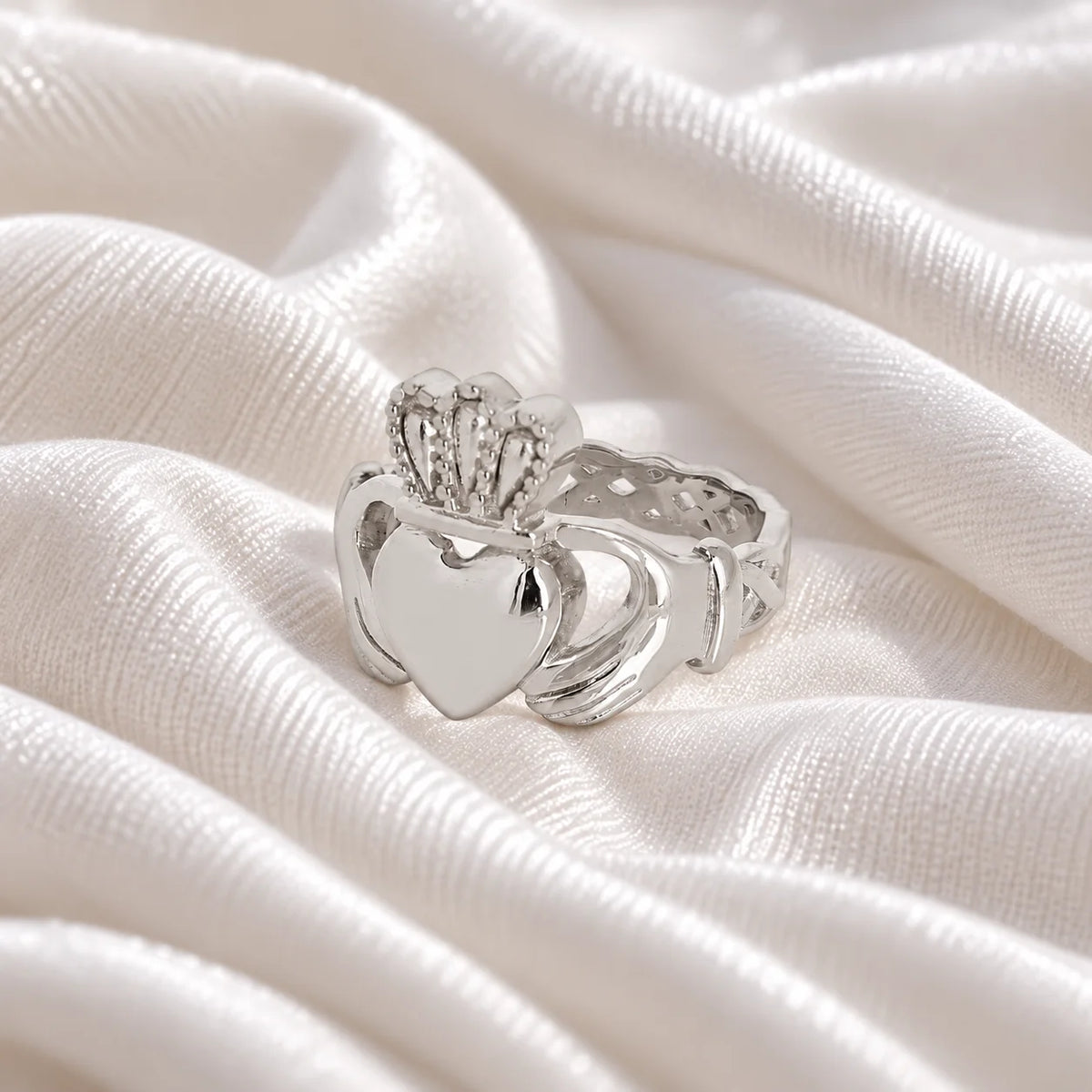 Claddagh Chunky Ring