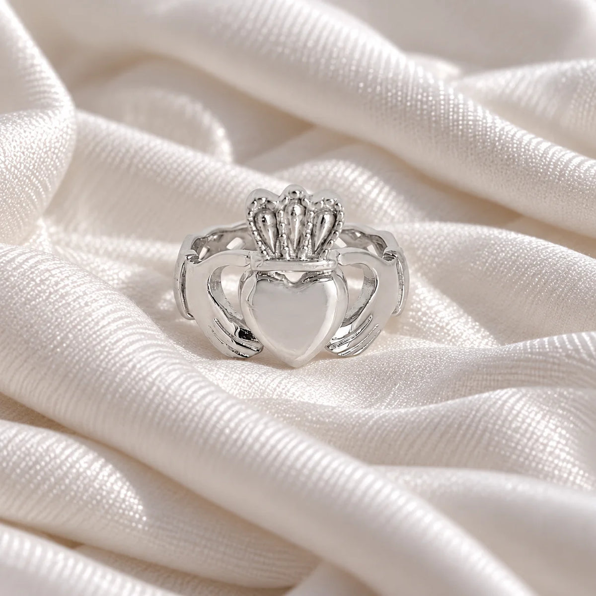 Claddagh Chunky Ring