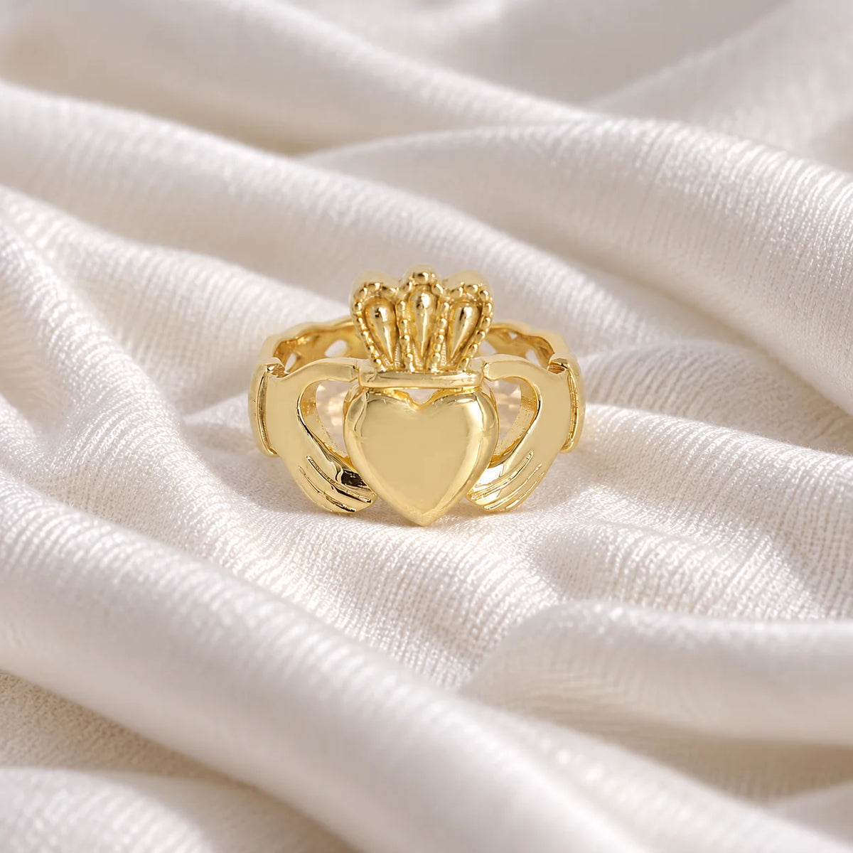 Claddagh Chunky Ring