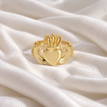 Claddagh Chunky Ring